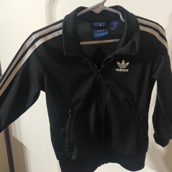 childrens black adidas tracksuit